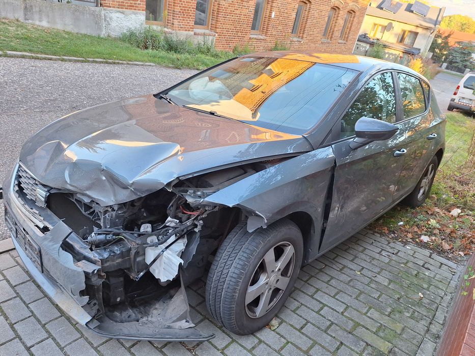 Seat leon 1.2 tsi 2013 uszkodzony