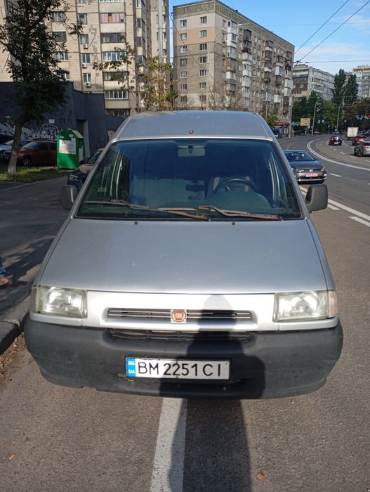 Автомобиль Фиат скудо