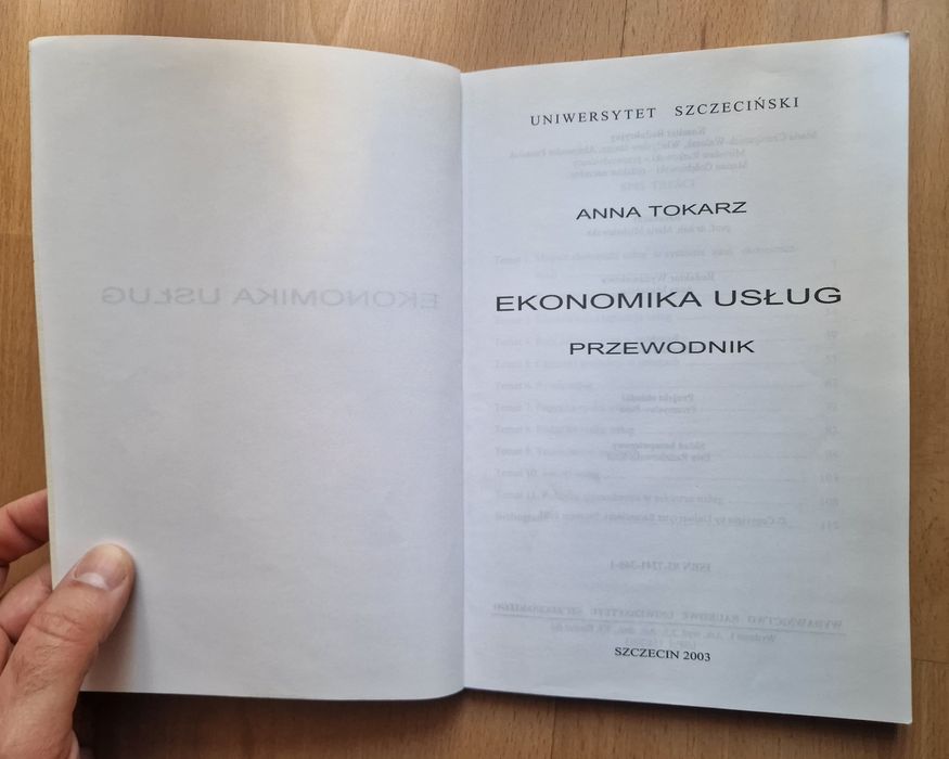 Ekonomika usług - Anna Tokarz