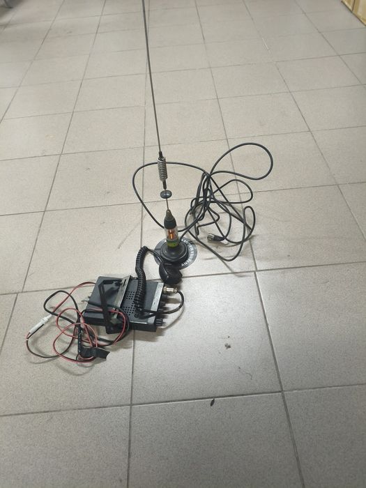 CB radio Harry 2+ antena  titanum .