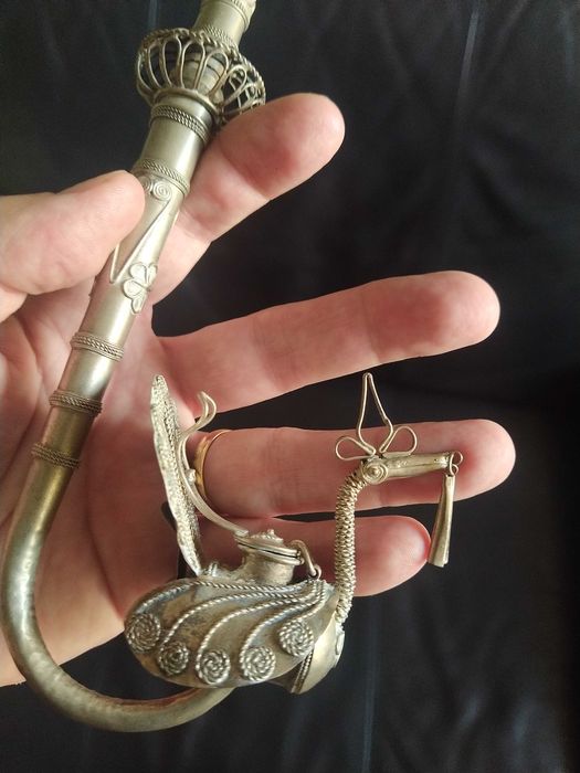 Cachimbo prata, filigrana, com motivos esculpidos
