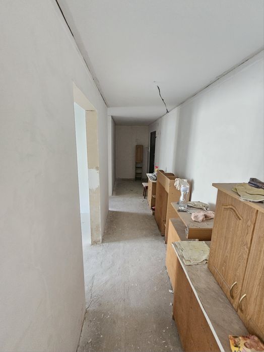 Продаж 2-кімнатної квартири на вул. Тролейбусній