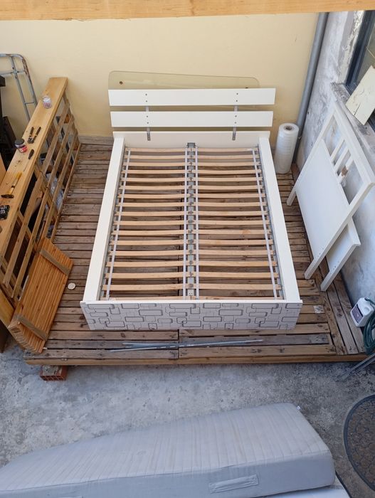Cama com colchão