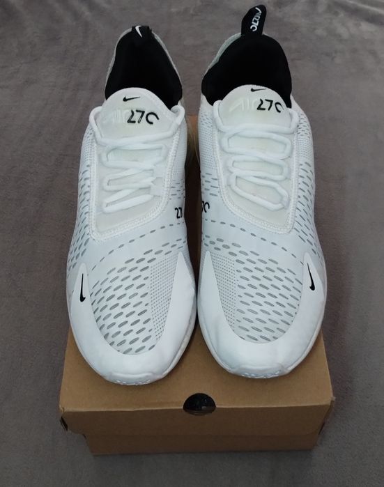 Кросівки Nike air max 270