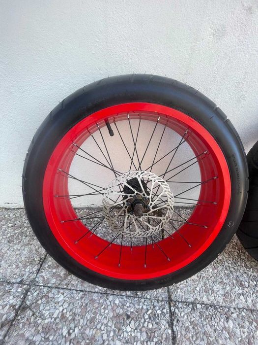 2 Rodas 20" com Pneus + Discos – Fat Bike
