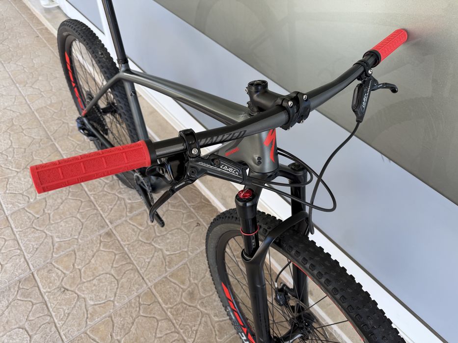 Bicicleta de BTT Specialized-rodas em carbono29