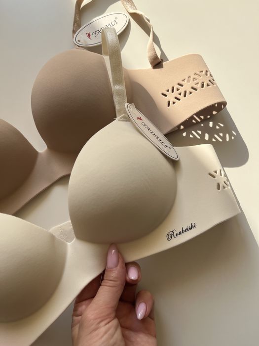 Безшовний бюсгалтер. Push up долоні Адама. Бюстгальтер з push up