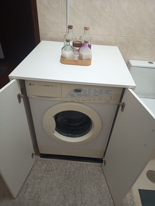 Máquina Lavar Roupa LG  Intellowasher 7kg + Móvel