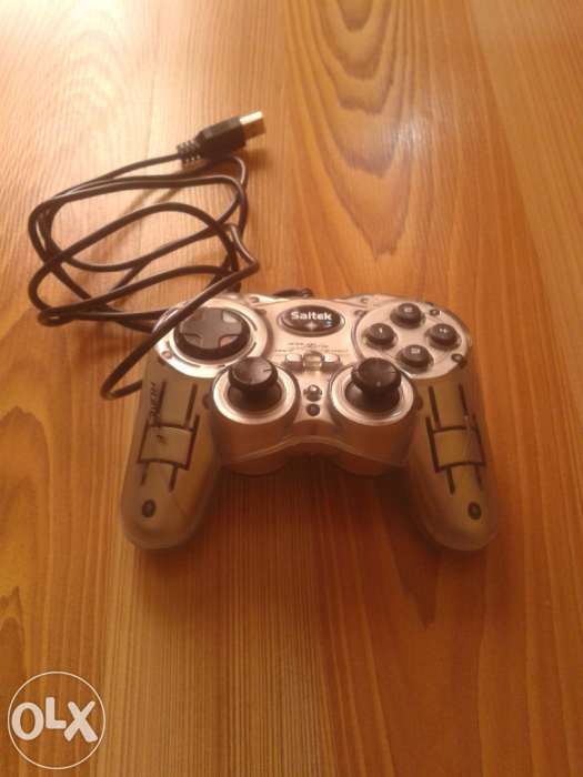 Prezent świąteczny ,konsola Gamepad Saitek P580