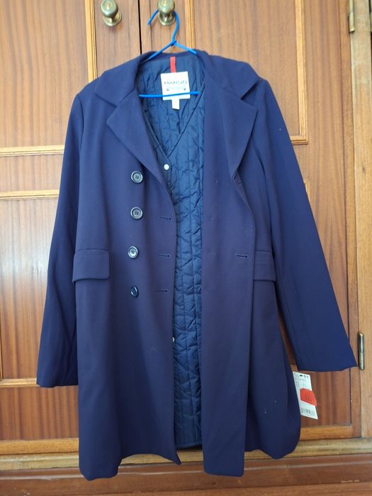 Casaco azul de mulher da Mango