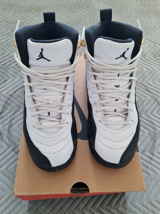 Buty JORDAN 12 RETRO r. 39