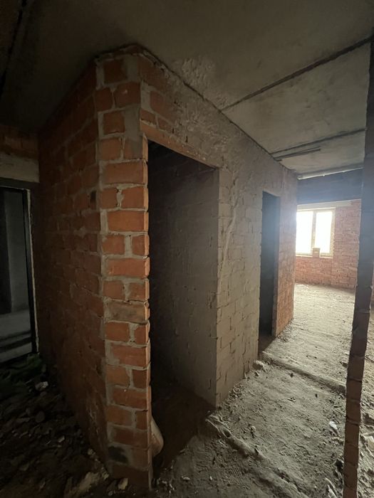 Продам 2-х кімнатну квартиру в новому будинку