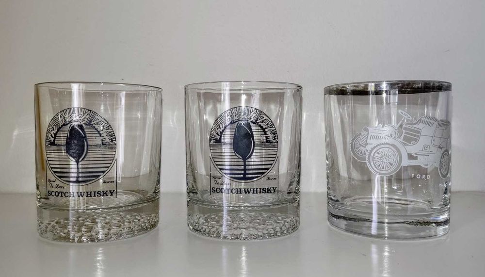 Copos vidro whisky coleção Ford e Black Tulip