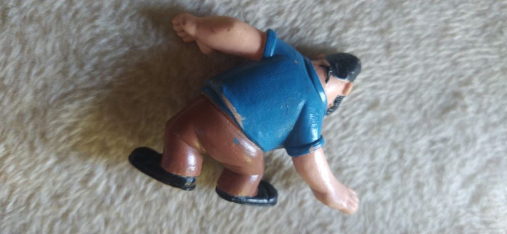 Boneco Brutus pvc da coleção Maia Borges