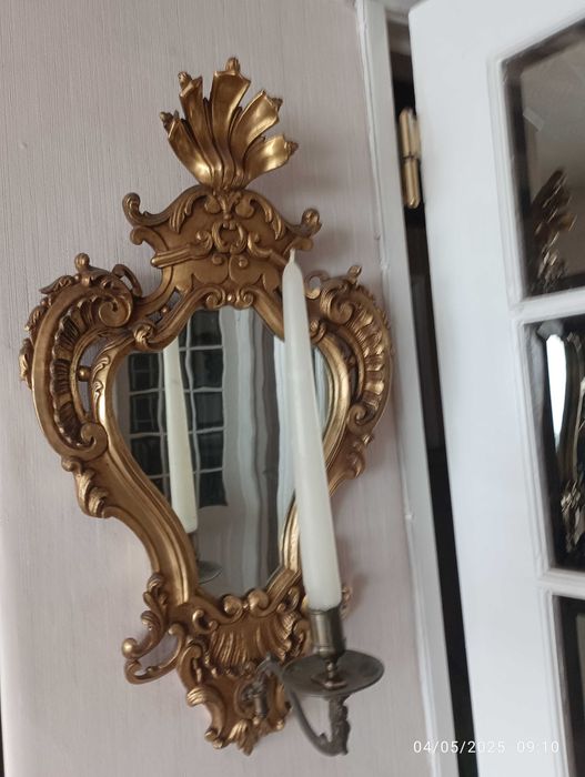 Espelho Séc.18 c/ moldura de madeira em talha dourada