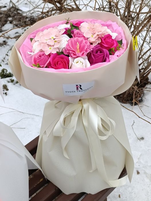 Букети з мильних квітів на 8 березня,тюльпани мильні