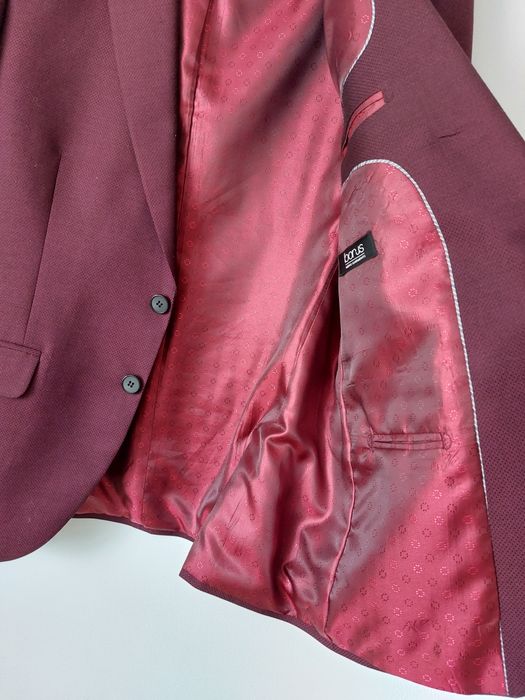 Garnitur męski bordowy