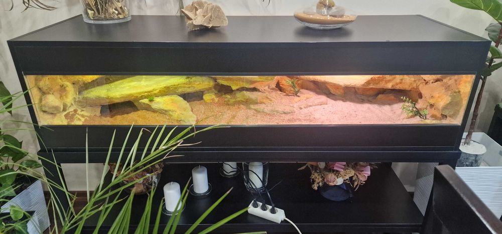 Sprzedam  Terarium 150 cm