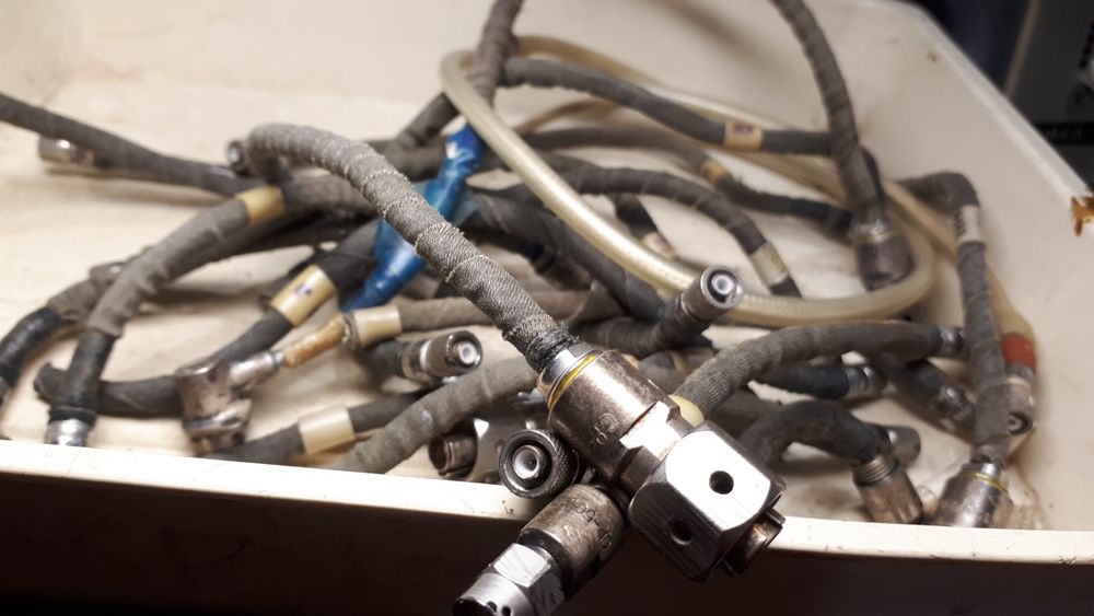 Резисторы
Радиозапчасти.
Радиодетали
Разные
Смотрите фото.
Цена за шт