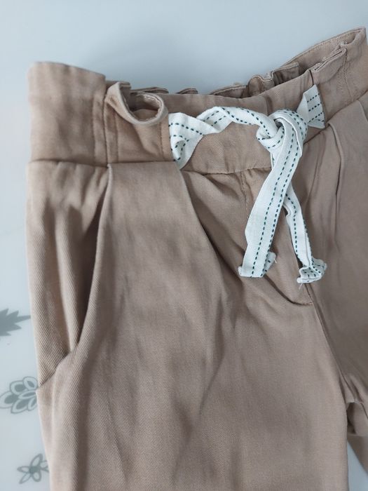 Spodnie chinosy dla dziewczynki zara 122