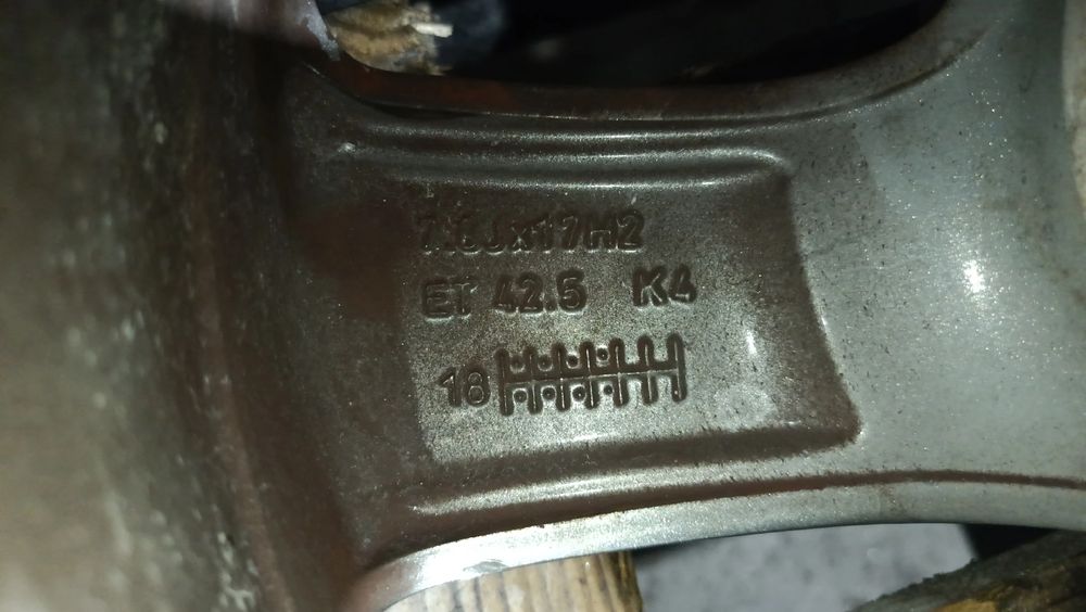 Jante frente direita FORD Fiesta VII (HJ, HF)