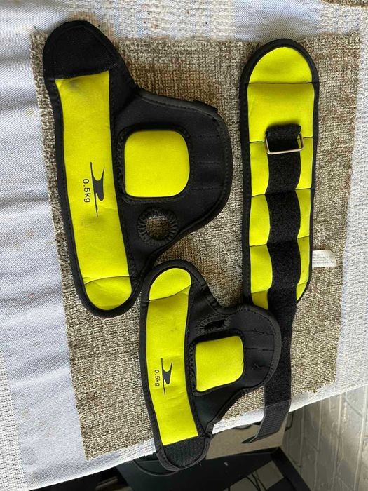 Rękawice Neoprenowe Obciążone 0,5 kg Worki z Piaskiem Trening Siłowy Wsparcie Nadgarstków
