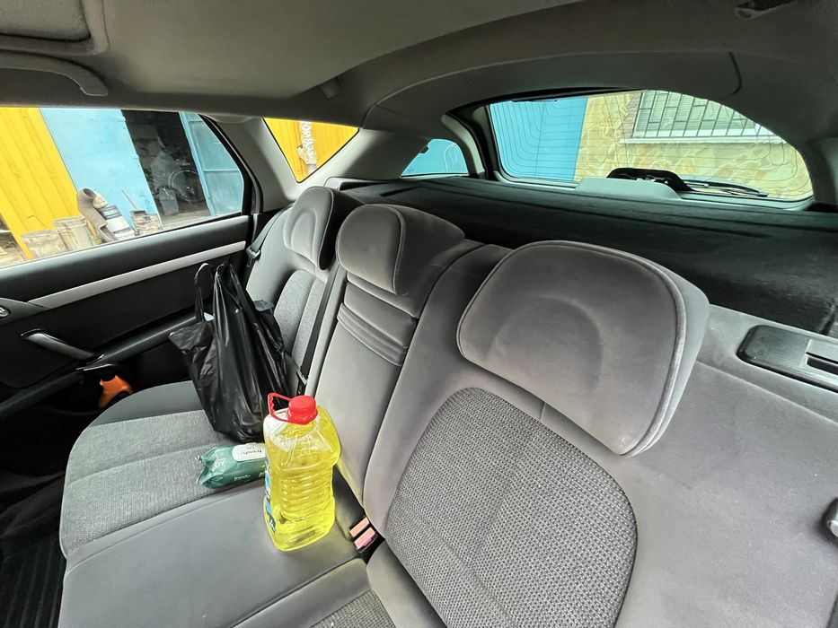 Продам хороше авто Peugeot