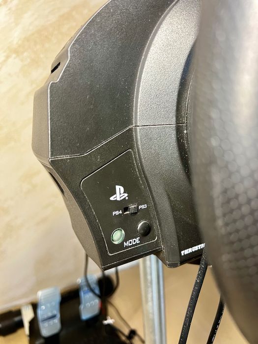 Thrustmaster T300RS