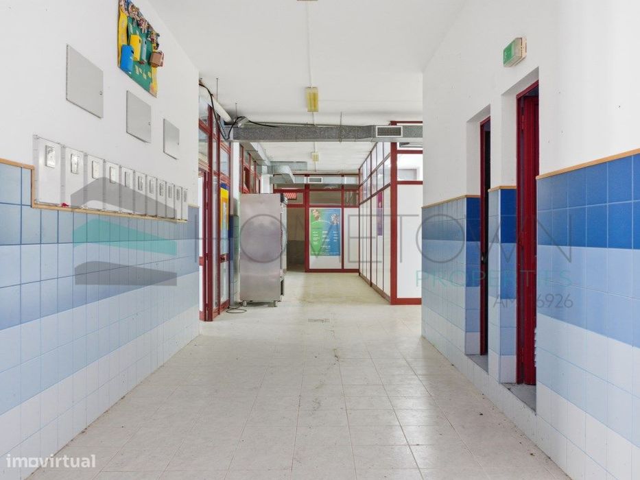 Oportunidade de investimento única a 2 minutos da praia - 17 fraçõe...