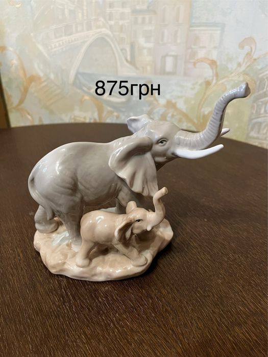 Фарфоровые статуэтки.Дама с веером,Первая Книга,Слоники.Полонне,Maofa