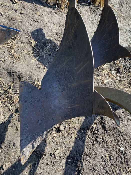 Плуг оборотний 2по25  Fella Victormat II 500.