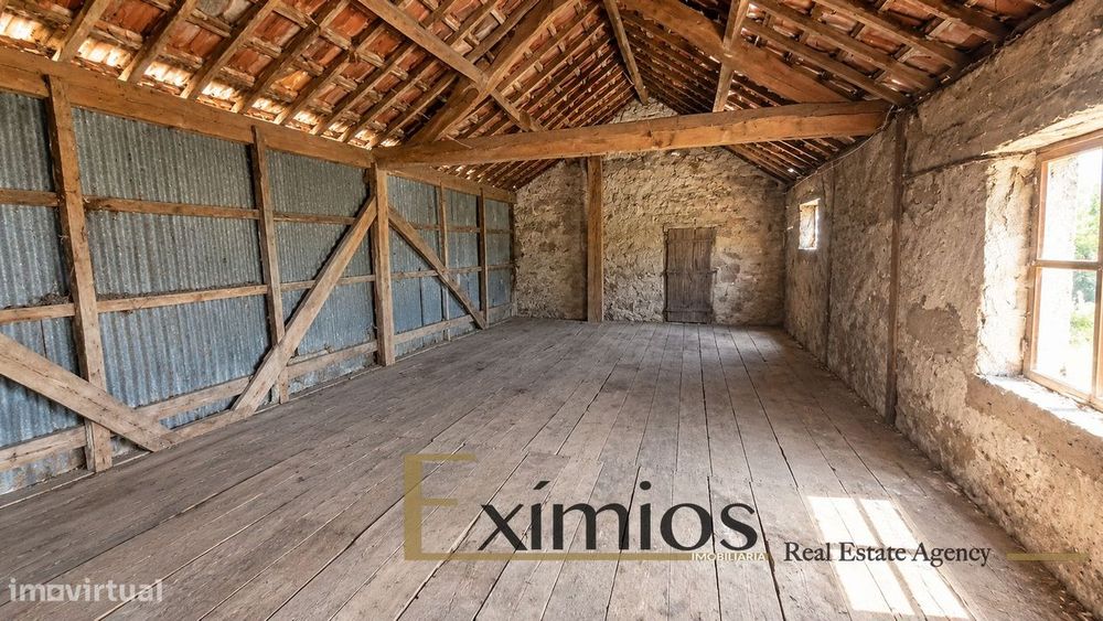 Quinta com 19.600m², situada na Maia