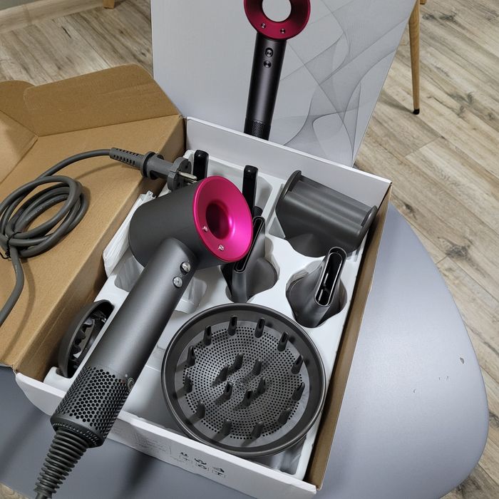 Super hair dryer Фен Dyson supersonic