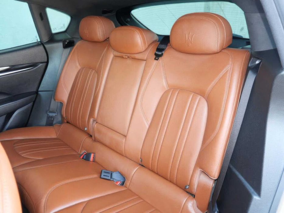 Maserati Levante      2019