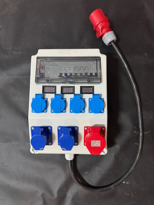 Quadro Elétrico 32 Amp. Trif. Com Amperímetro e Voltímetro por fase