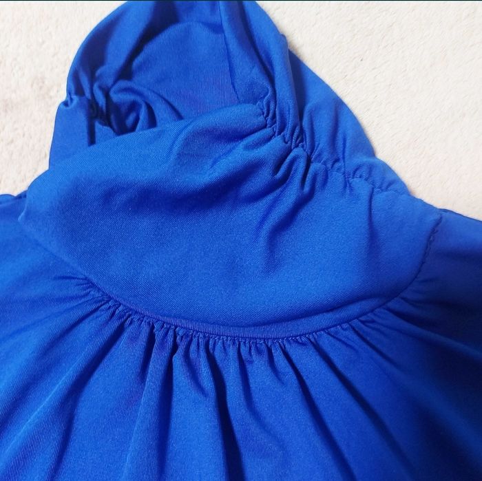 Гольф водолазка электрик