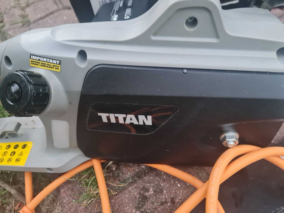 Piła łańcuchowa Titan 2000 W ELEKRTYCZNA NOWA