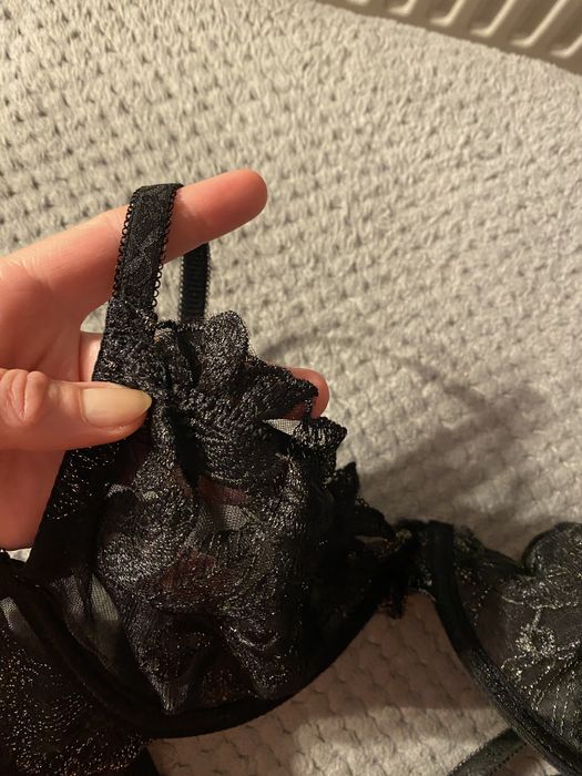 Stanik koronkowy fiszbiny