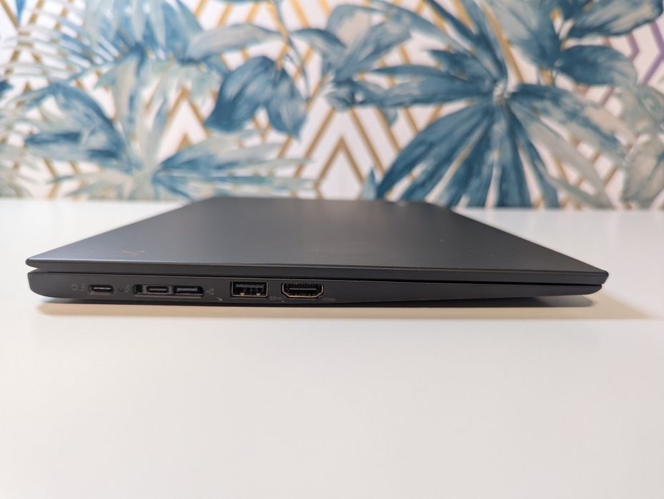 Lenovo X1 carbon / 16 ram / 256 SSD/ IPS / i5-8350u