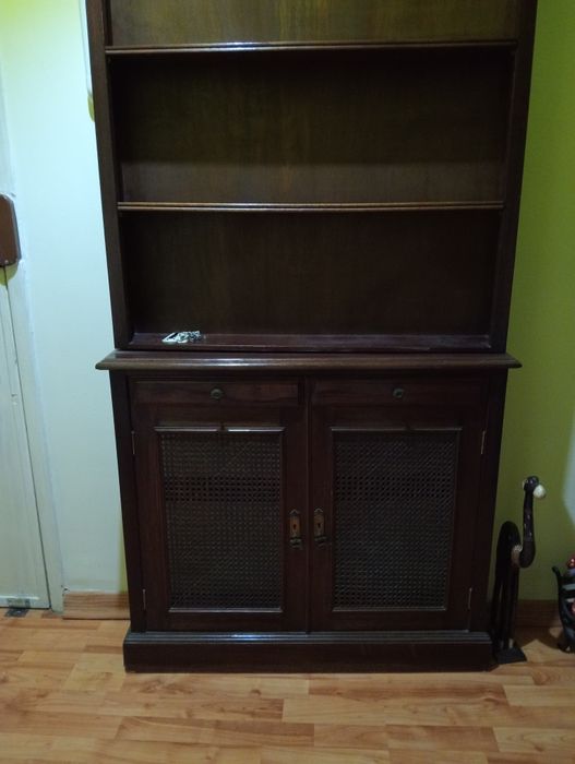 Móvel de Hall em madeira