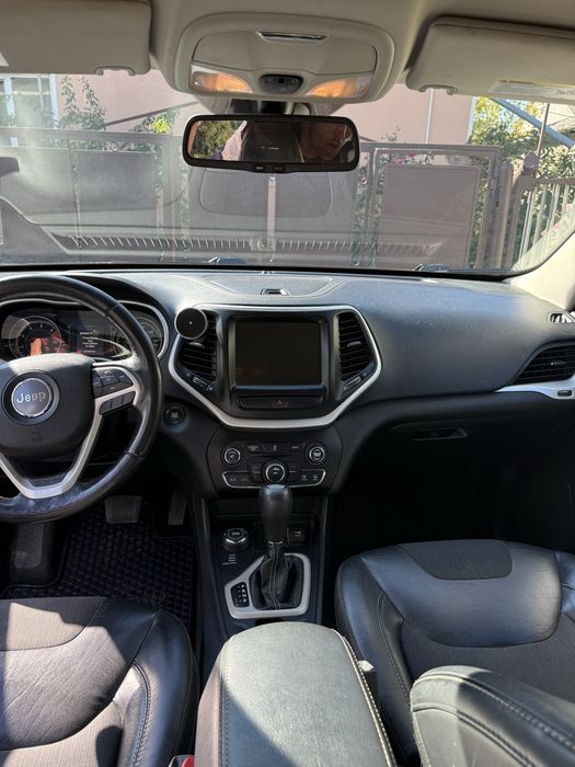 Jeep cherokee kl 2017