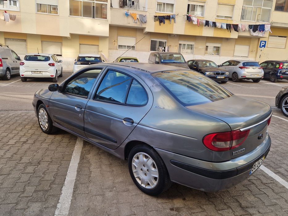 Renualt Megane 1.9DTI — photo 4