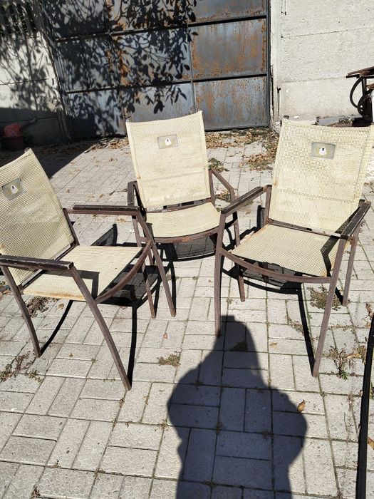 Стулья металлические, очень прочные