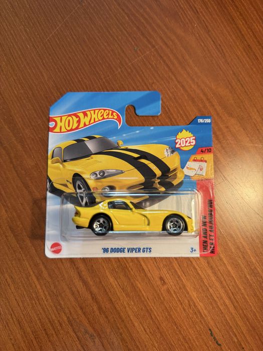 Hot Wheels ‘96 Dodge Viper GTS