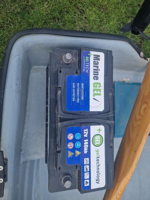 Sprzedam łódka z silnik elektryczny