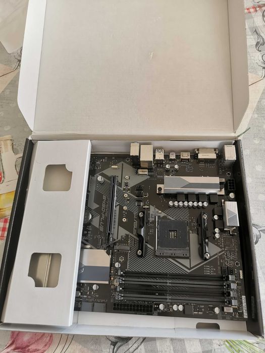 ASUS Prime B450-Plus Motherboard64751908507523121