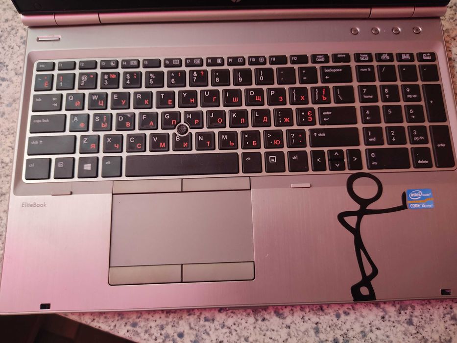 Ноутбук НР8570р 15.6"