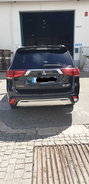 Mitsubishi outlander 2.4 phev 2021, 78840km