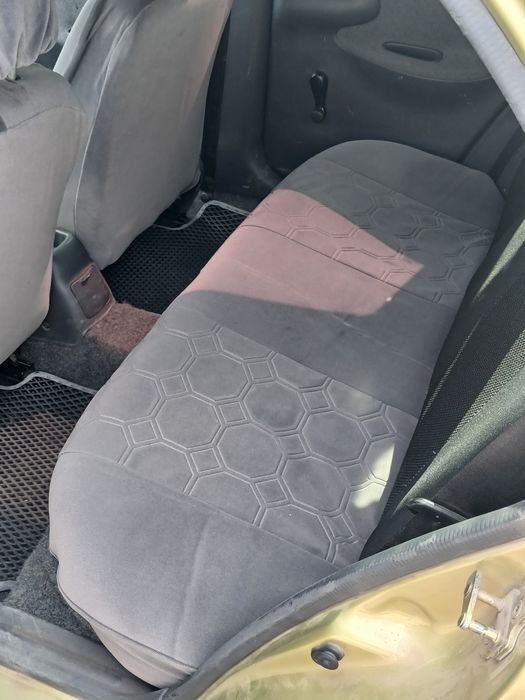 Daewoo Lanos желтый цвет
