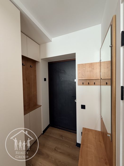 Квартира з ремонтом, меблями та технікою